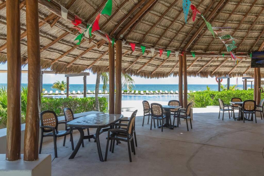 Reef Beachfront 3Bdr Apartment By Casa Paraiso Cancun Exterior photo