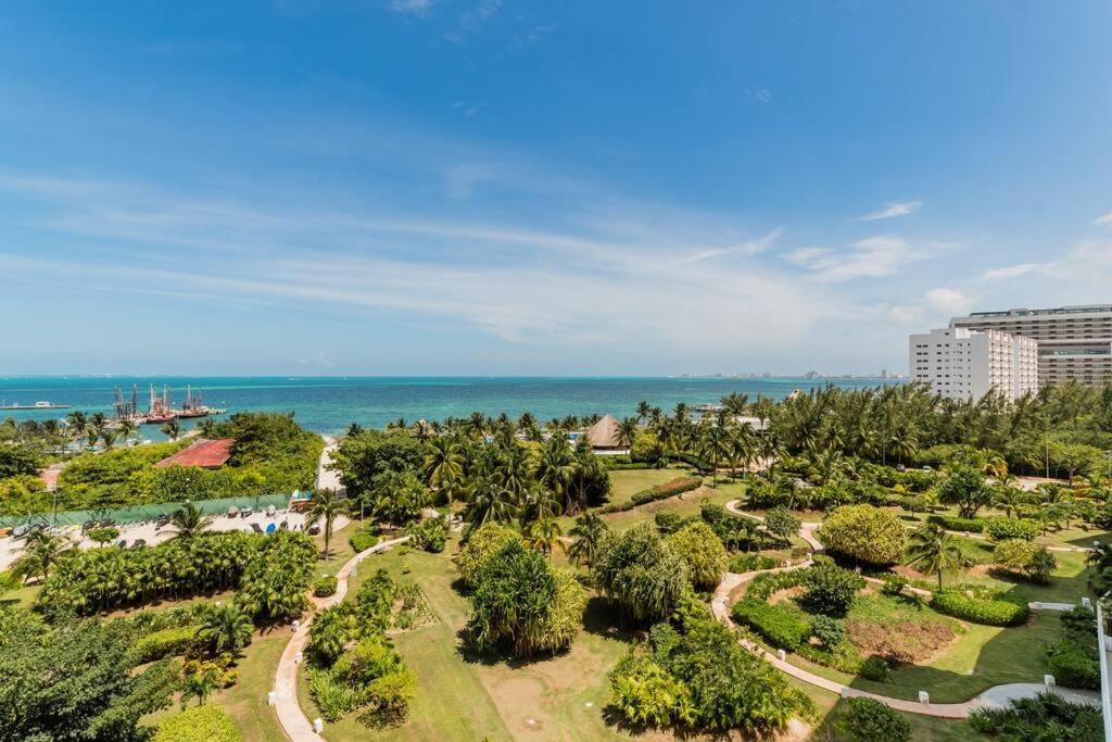Reef Beachfront 3Bdr Apartment By Casa Paraiso Cancun Exterior photo